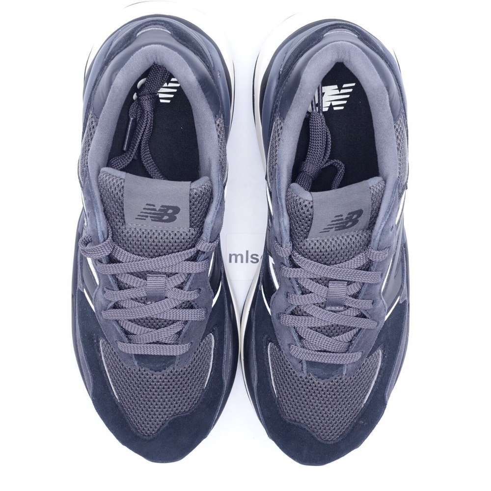 NEW New Balance Women's 57/40 Sneakers W5740CHB Black/Sea Salt - Picture 5 of 8